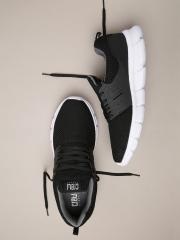 Crew STREET Men Black Running Shoes