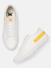 Kook N Keech Men White Sneakers