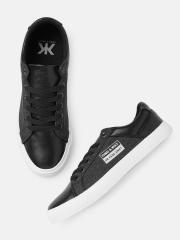 Kook N Keech Men Black Sneakers