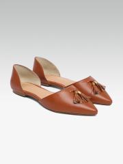 Carlton London Women Tan Solid Ballerinas