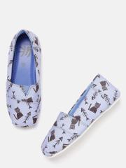 YK Girls Blue & Black Printed Slip-On Sneakers