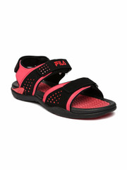 myntra sandals fila