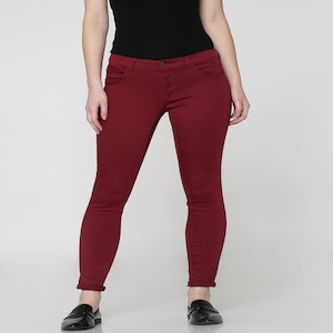 40% – 70% Off on Women’s Jeans by ONLY, Tommy Hilfiger, Levis