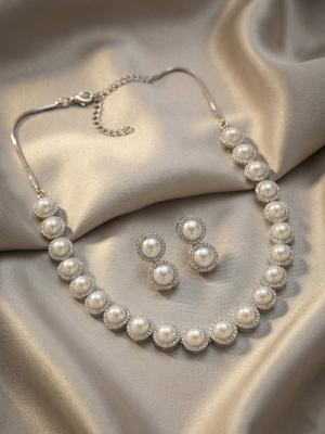 House of Pataudi Rhodium Plated Pearl Beaded Jewellery Set
