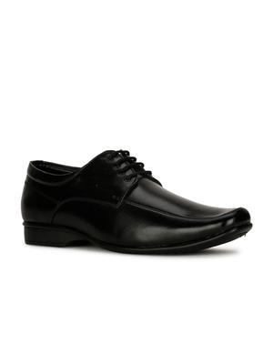 Bata Men Round Toe Formal Derbys
