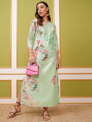 Vishudh Green Floral Printed V-Neck Tie Up Maxi Dress