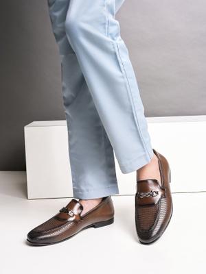 House of Pataudi Men Textured Formal Loafers