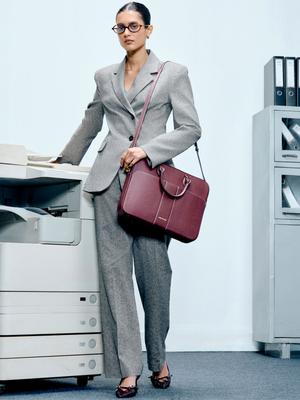 MIRAGGIO Parker Unisex Textured Laptop Bag With Adjustable & Detachable Strap