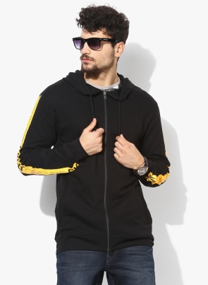 Black Solid Hooded Sweatshirt