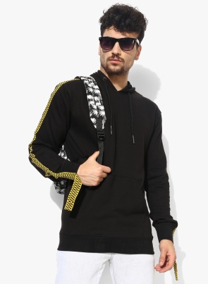 Black Solid Hooded Sweatshirt