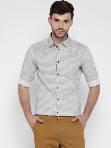white shirt smart casual