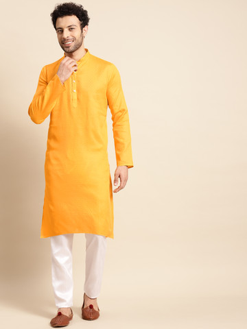 43% OFF on RAJUBHAI HARGOVINDAS Men Yellow Pastels Kurta 43% OFF on RAJUBHAI HARGOVINDAS Men Yellow Pastels Kurta