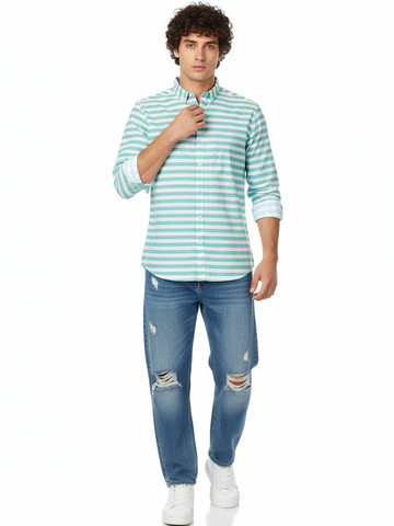 XENOR Men Slim Fit Horizontal Stripes Striped Casual Shirt