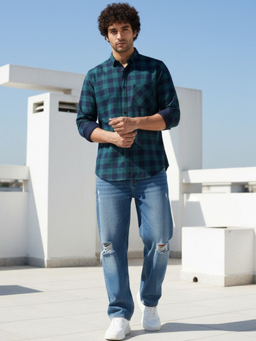 XENOR Men Slim Fit Checked Casual Shirt