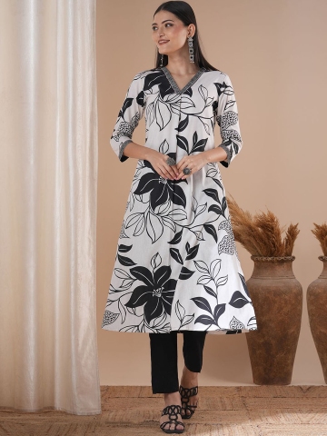KAMI KUBI Floral Printed Pleated V-Neck Pure Cotton A-Line Kurta