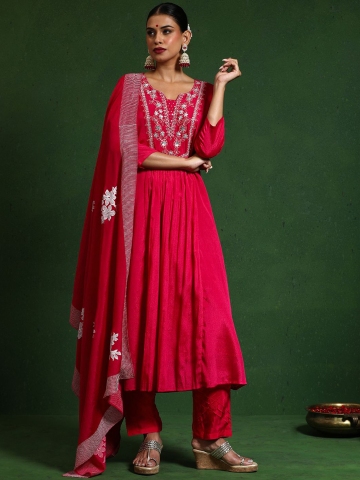 Varanga Floral Embroidered Thread Work Notch Neck A-Line Kurta With Trousers And Dupatta