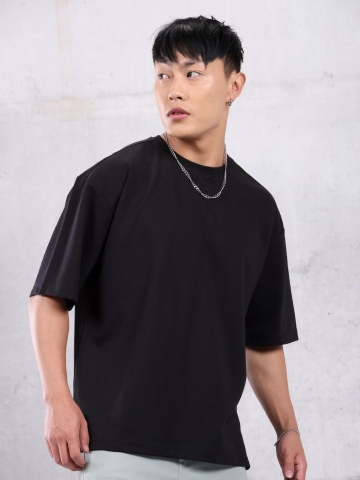 Stylecast X Kotty Black & White Graphic Printed T-shirt