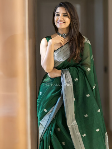 SWEETPEL Floral Woven Design Zari Banarasi Saree