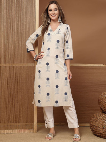 Stylum Women Geometric Printed Thread Work Floral Dobby Kurta