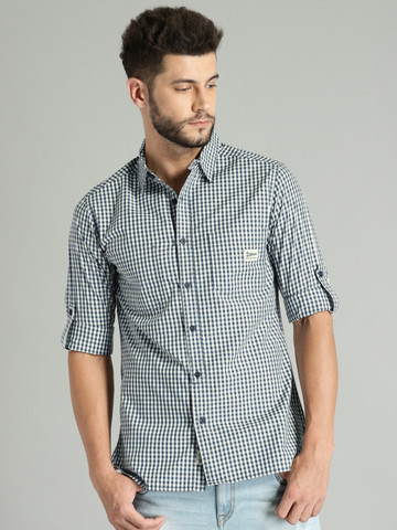 Roadster Time Travlr Men Navy & White Regular Fit Gingham Checked Casual Shirt