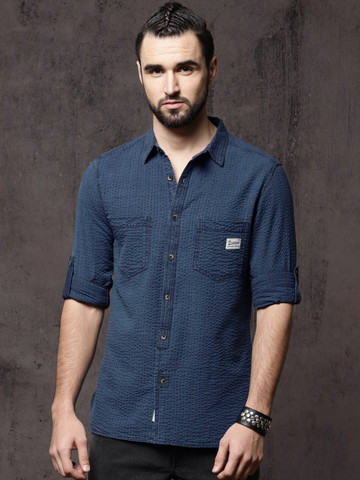 Roadster Time Travlr Men Blue Regular Fit Indigo Washed Casual Shirt