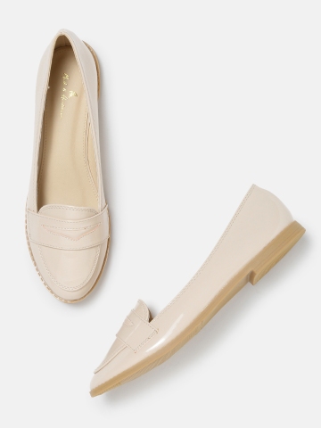 nude coloured shoes