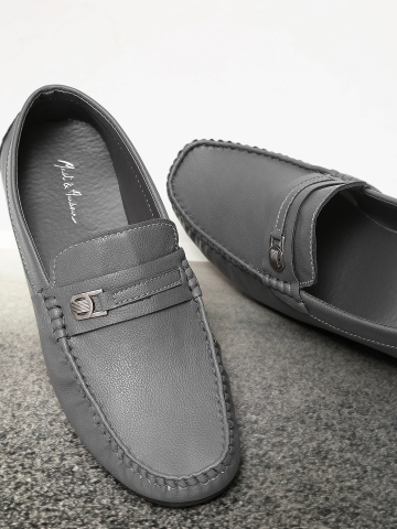 myntra loafers for men