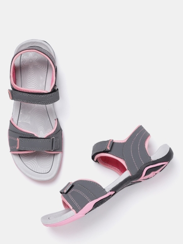 sandals on myntra