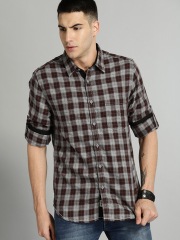 Roadster Time Travlr Men Grey & Maroon Regular Fit Checked Casual Shirt