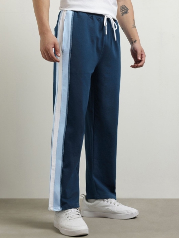 NOBERO Men Colorblocked Straight Fit Joggers