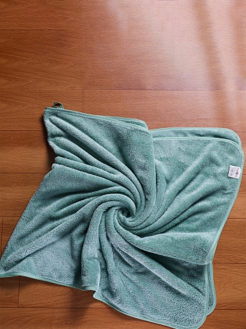 Fezora Microfiber 500 GSM Bath Towel