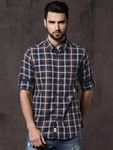 Roadster Men Navy Blue & Brown Regular Fit Checked Casual Shirt