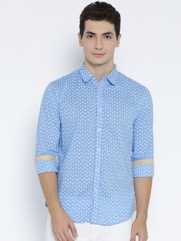 CAMLA Men Blue & White Regular Fit Printed Casual Shirt