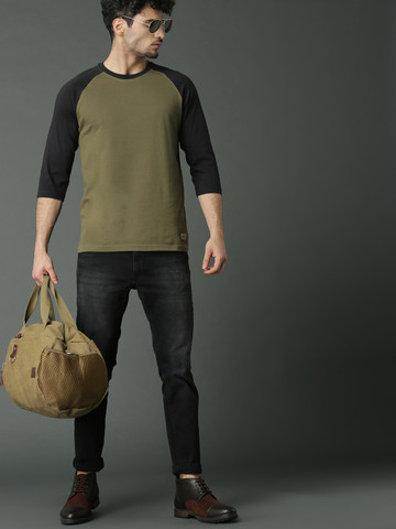 Roadster Men Olive Green Solid Round Neck T-shirt