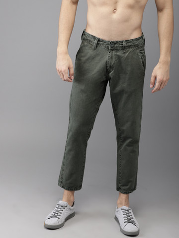 HERE&NOW Men Olive Green Regular Fit Solid Cropped Regular Trousers