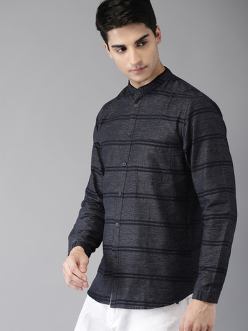 OFF on HERE\u0026NOW Men Navy Blue Regular 