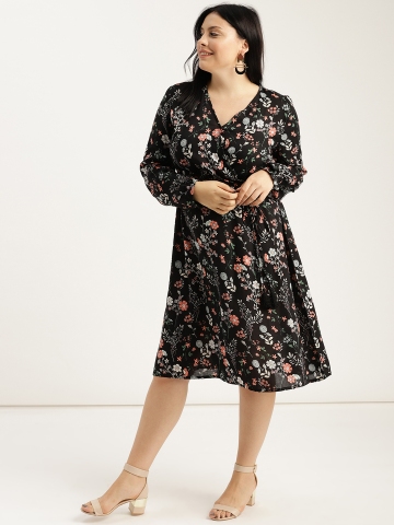 Sztori dresses shop