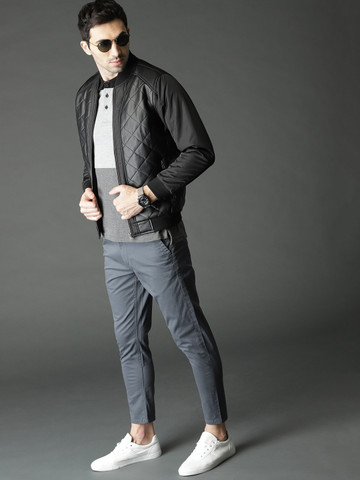 Roadster Men Grey Regular Fit Solid Trousers