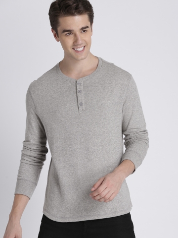 Gap grey shirt store