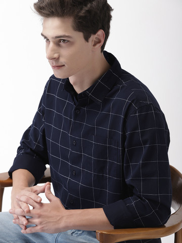HIGHLANDER Men Navy Blue Slim Fit Checked Casual Shirt