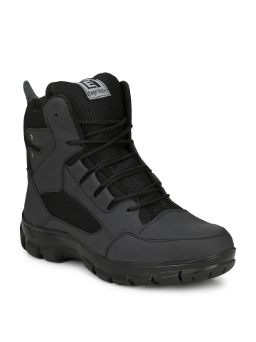 myntra trekking shoes