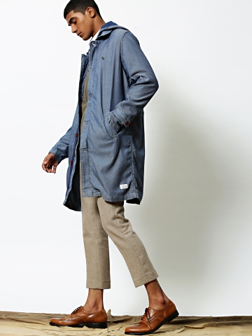 45 OFF on Mr Bowerbird Men Navy Blue Self Design Tailored Longline Jacket on Myntra PaisaWapas