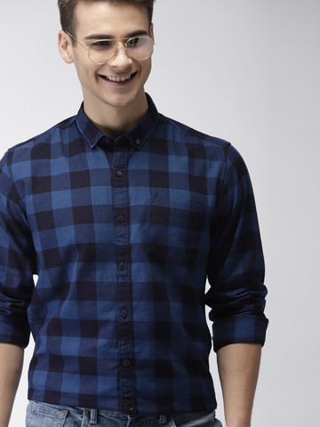 Mast & Harbour Men Navy Blue Slim Fit Checked Casual Shirt