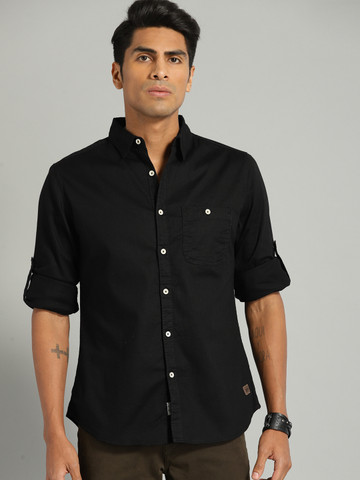 Roadster Men Black Regular Fit Solid Casual Shirt