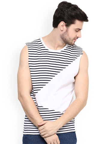 Hypernation Men White Striped Round Neck T-shirt