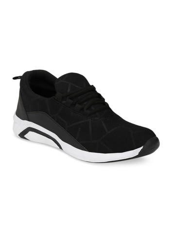 79% OFF on Mactree Men Black Sneakers 