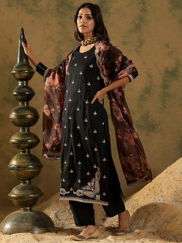 Indo Era Ethnic Motifs Embroidered Kurta with Trousers & Dupatta