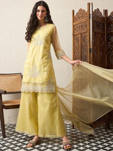 House of Pataudi Women Embroidered Kurta with Trousers & Dupatta