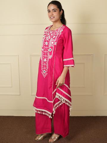FashionTownie Women Ethnic Motifs Embroidered Panelled Mirror Work Kurta with Trousers