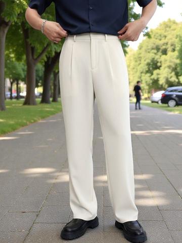 COVZ Men Smart Loose Fit Easy Wash Pleated Trousers
